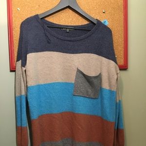 Love stitch men’s sweater